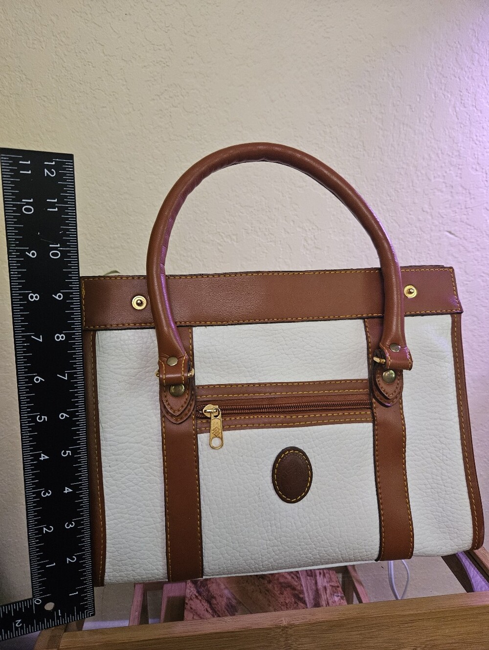 M. C. Pebbled Two-Tone Leather Bag in White and Brown - Picture 4 of 15